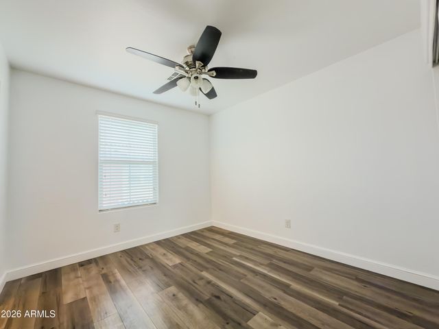 1828 N 77TH Glen, Phoenix, AZ 85035