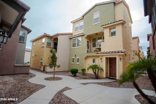 1828 N 77TH Glen, Phoenix, AZ 85035