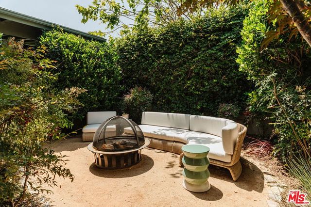 1951 Canyon Drive, Los Angeles, CA 90068