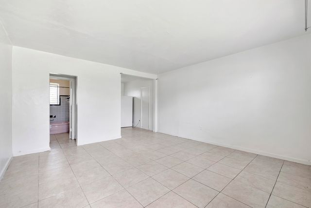 515 NE 150th Street 3, Miami, FL 33161