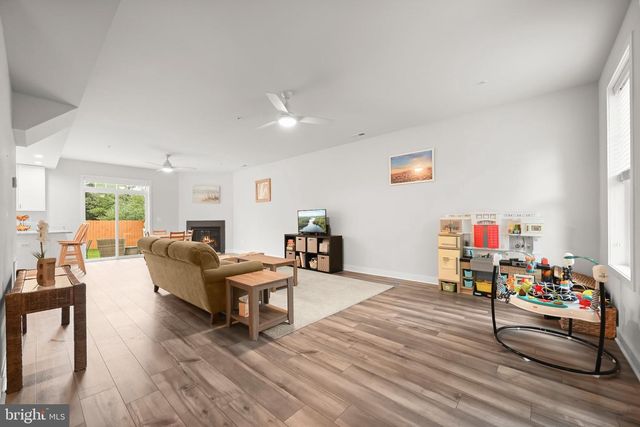1716 MILLSTONE DR, Edgewater, MD 21037