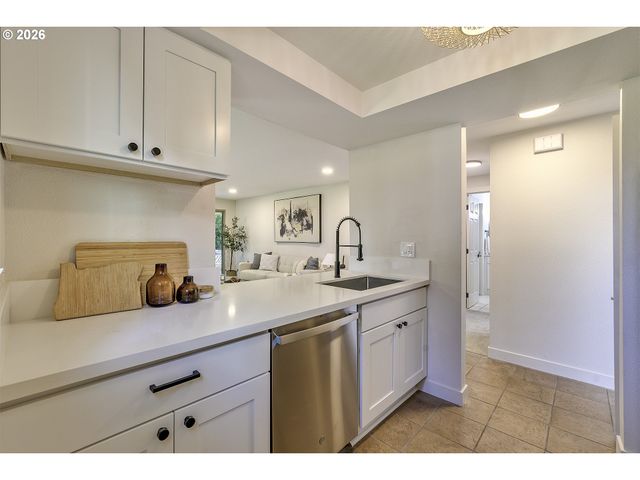 11670 Sw BOONES BEND Dr 46, Beaverton, OR 97008