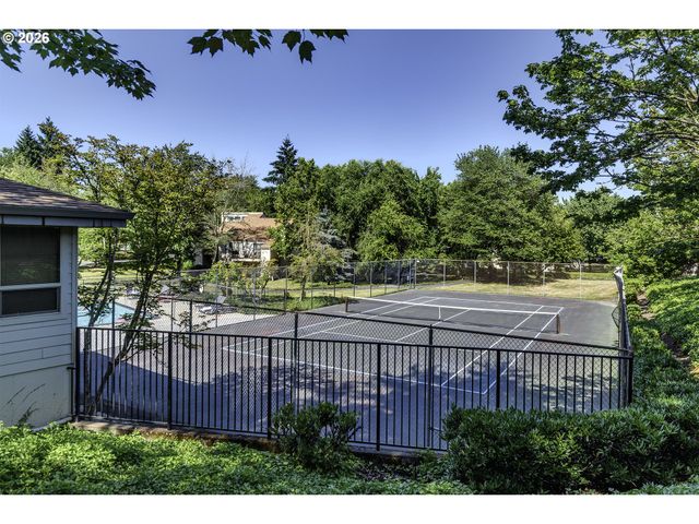 11670 Sw BOONES BEND Dr 46, Beaverton, OR 97008