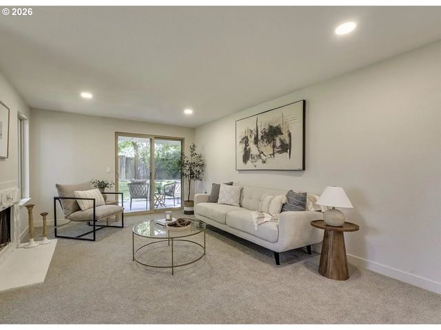 11670 Sw BOONES BEND Dr 46, Beaverton, OR 97008