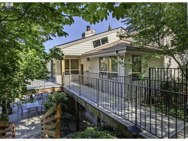 11670 Sw BOONES BEND Dr 46, Beaverton, OR 97008