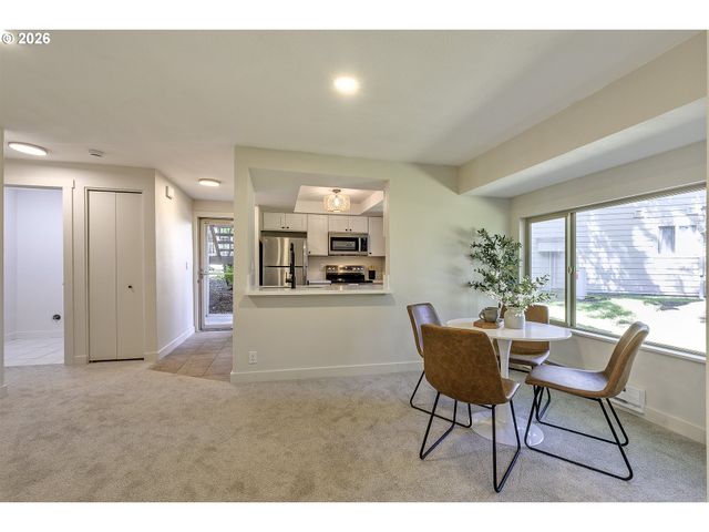 11670 Sw BOONES BEND Dr 46, Beaverton, OR 97008