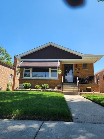 13821 S Tracy Avenue, Riverdale, IL 60827