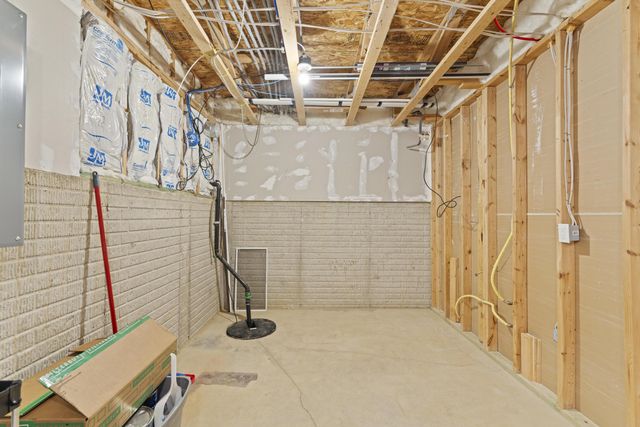 5328 Rustic Falls Drive, 84, Dublin, OH 43016