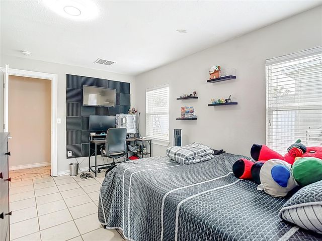 3203 PINELLAS PLACE, Tampa, FL 33619