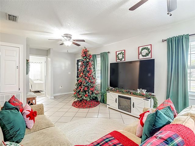 3203 PINELLAS PLACE, Tampa, FL 33619