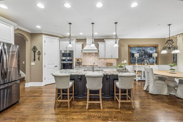 2005 Clifton Johnston Ct, Nolensville, TN 37135