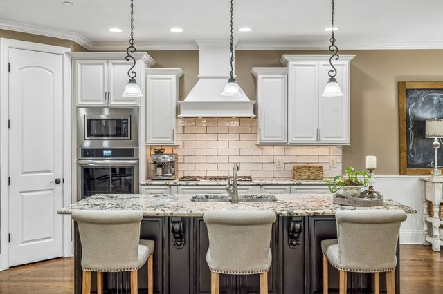 2005 Clifton Johnston Ct, Nolensville, TN 37135