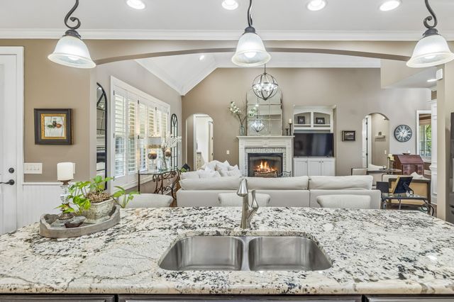2005 Clifton Johnston Ct, Nolensville, TN 37135