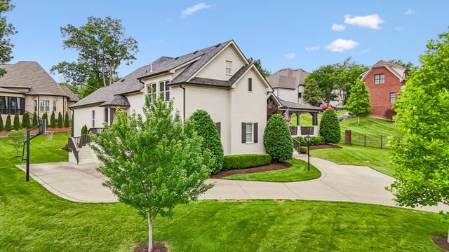 2005 Clifton Johnston Ct, Nolensville, TN 37135