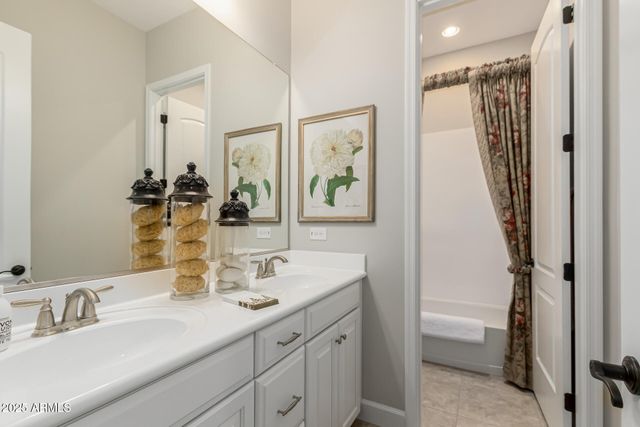 2960 E Sunrise Place, Chandler, AZ 85286