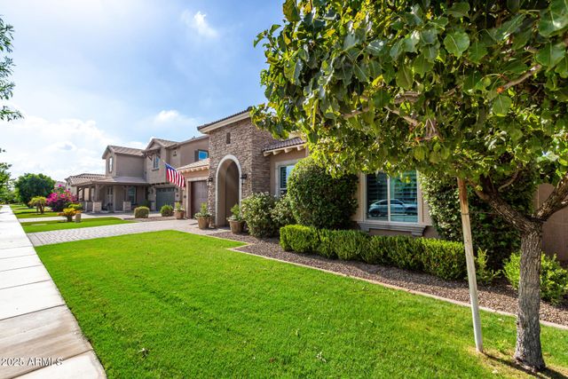 2960 E Sunrise Place, Chandler, AZ 85286