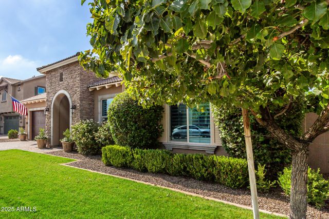 2960 E Sunrise Place, Chandler, AZ 85286