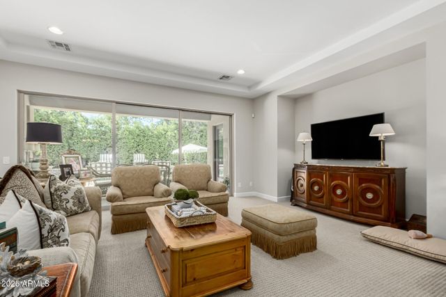 2960 E Sunrise Place, Chandler, AZ 85286