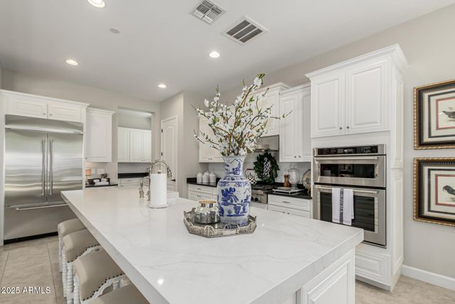 2960 E Sunrise Place, Chandler, AZ 85286