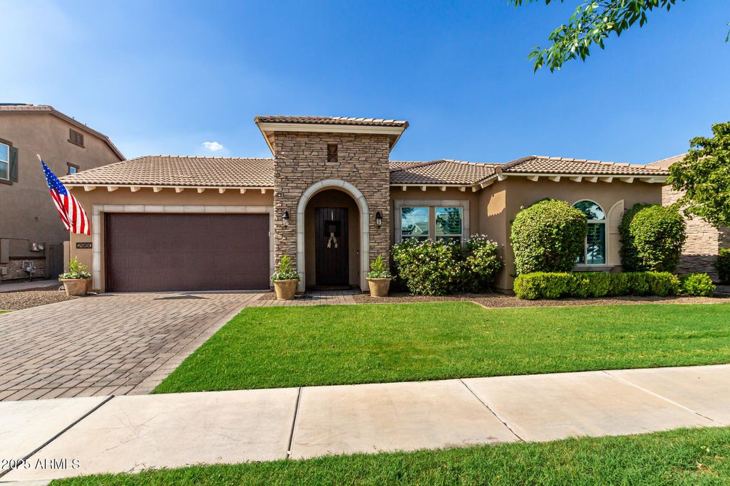 2960 E Sunrise Place, Chandler, AZ 85286