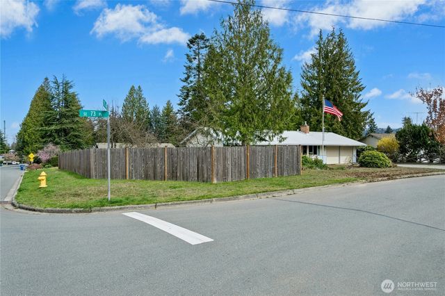 12502 SE 73rd Place, Newcastle, WA 98056