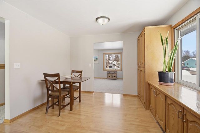 29 HILLOCK COURT, Appleton, WI 54914