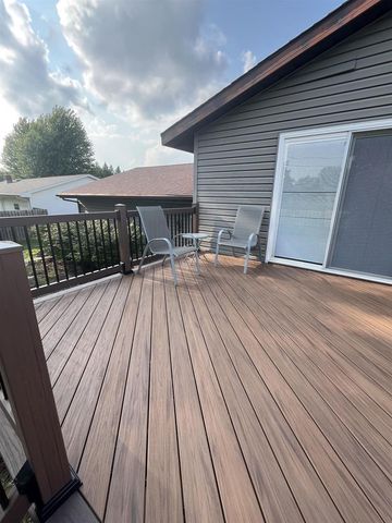 29 HILLOCK COURT, Appleton, WI 54914