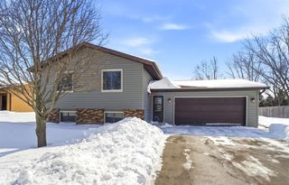 29 HILLOCK COURT, Appleton, WI 54914