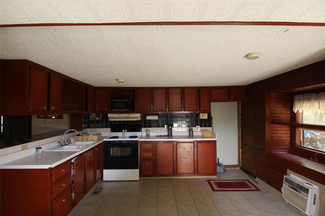 7806 & 7804 Indian Ridge DR, Austin, TX 78737