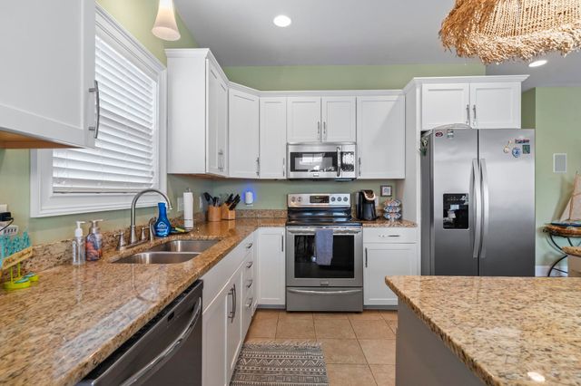 721 Ashland Ave., North Myrtle Beach, SC 29582