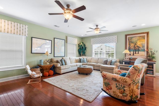 721 Ashland Ave., North Myrtle Beach, SC 29582