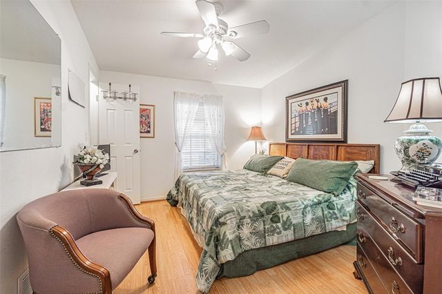 37627 LORENA AVENUE, Zephyrhills, FL 33541