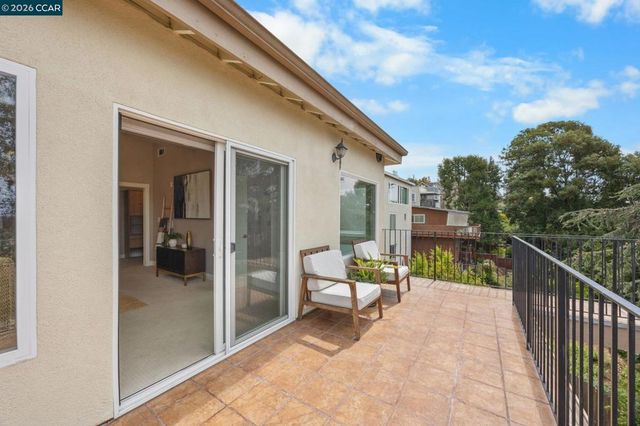 3685 Virden Ave, Oakland, CA 94619