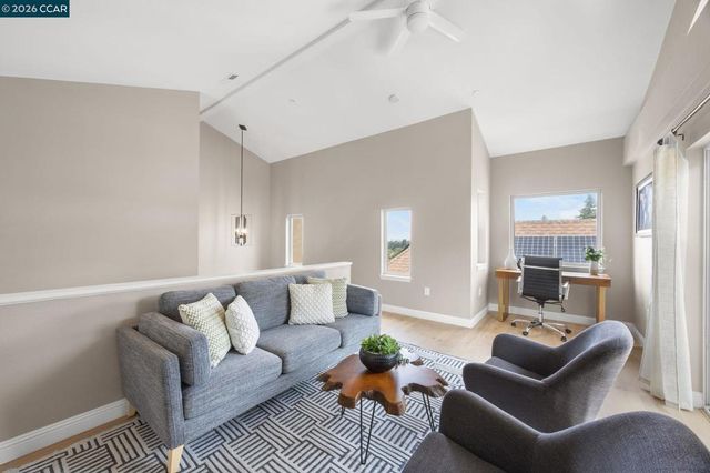 3685 Virden Ave, Oakland, CA 94619
