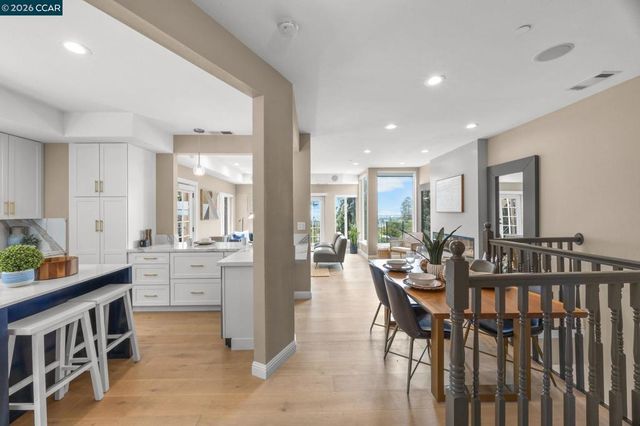 3685 Virden Ave, Oakland, CA 94619