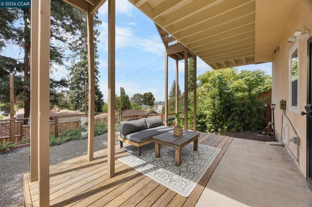 3685 Virden Ave, Oakland, CA 94619