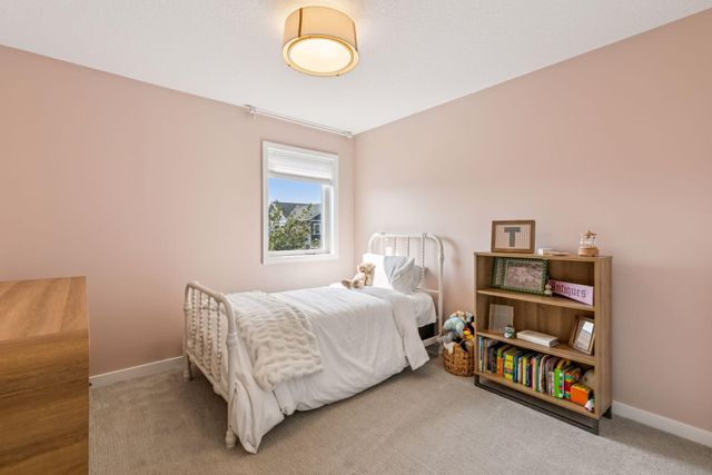 4932 161st Street W, Lakeville, MN 55044