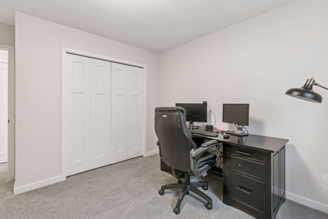 4932 161st Street W, Lakeville, MN 55044