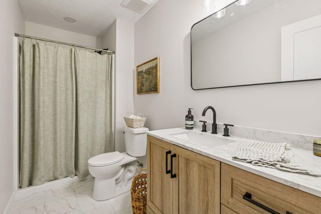 4932 161st Street W, Lakeville, MN 55044