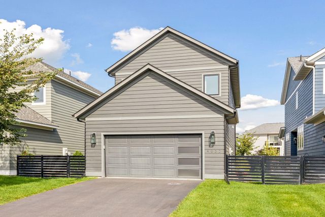 4932 161st Street W, Lakeville, MN 55044