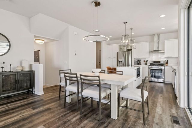 4932 161st Street W, Lakeville, MN 55044