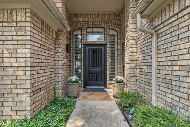 4000 Lost Creek Boulevard, Fort Worth, TX 76008