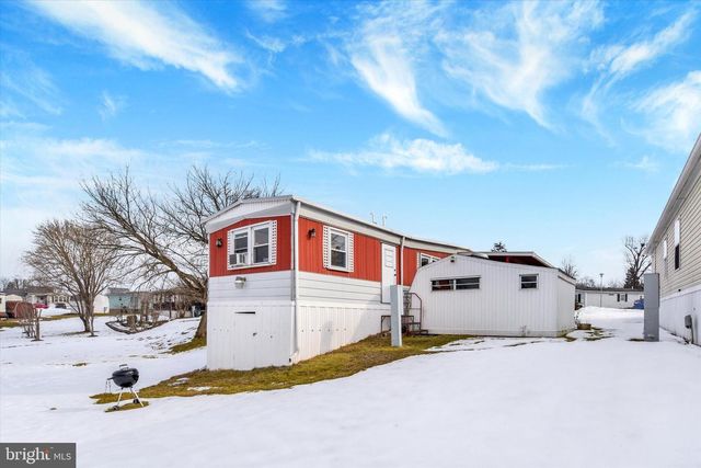 96 BUTTONWOOD DR, Dillsburg, PA 17019