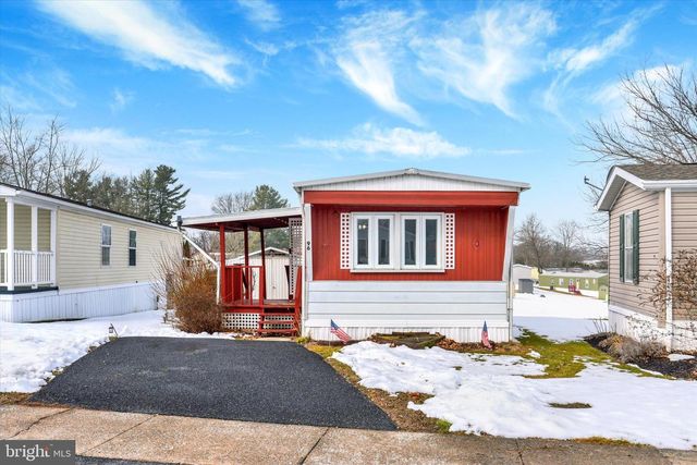 96 BUTTONWOOD DR, Dillsburg, PA 17019