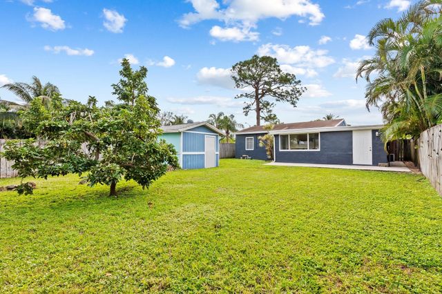 41 NE 46th Street, Oakland Park, FL 33334