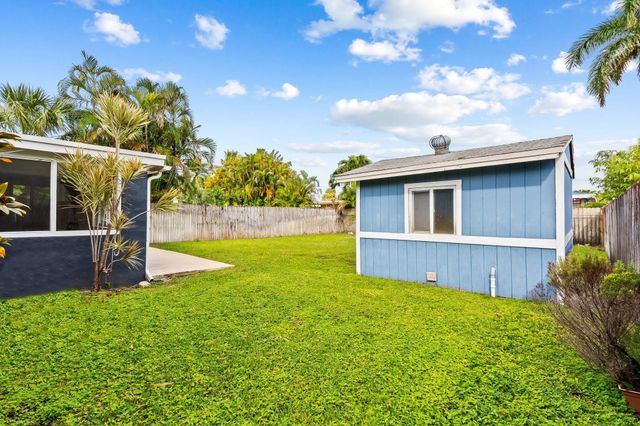 41 NE 46th Street, Oakland Park, FL 33334