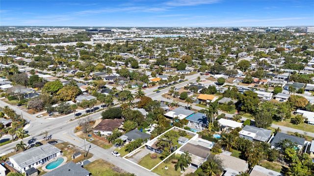 41 NE 46th Street, Oakland Park, FL 33334