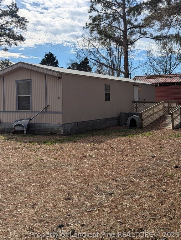 25 Plum Nellie Road, Bladenboro, NC 28320 — exterior