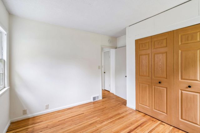 2417 Parkview Boulevard, Golden Valley, MN 55422