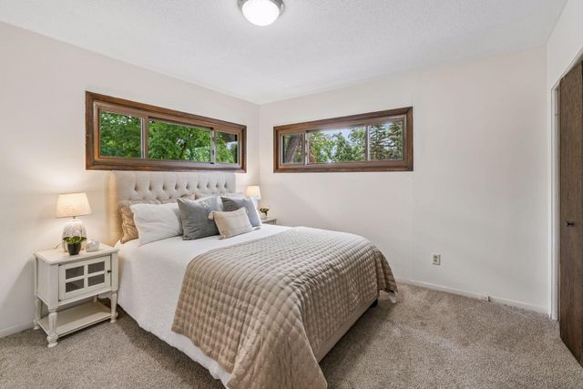 2417 Parkview Boulevard, Golden Valley, MN 55422